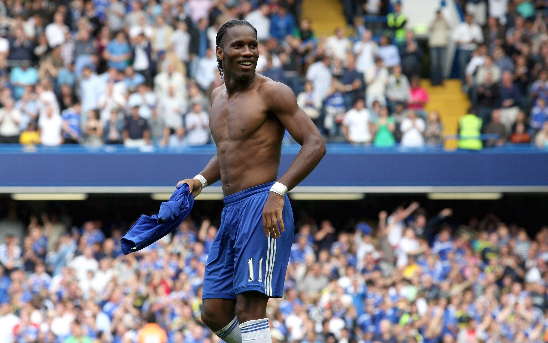 切尔西中场组织流畅,控球率高居榜首,切尔西历史中场球员有哪些